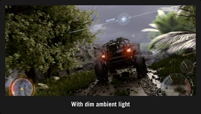 Ein Geländewagen fährt durch den Dschungel